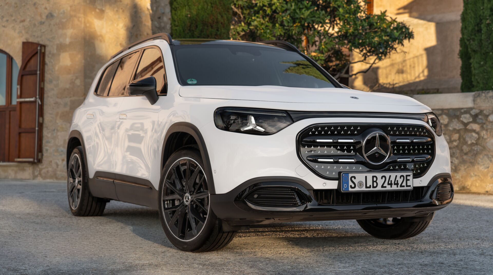 © © Mercedes-Benz AG